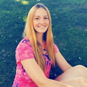 Meet your Posher, Alyssa